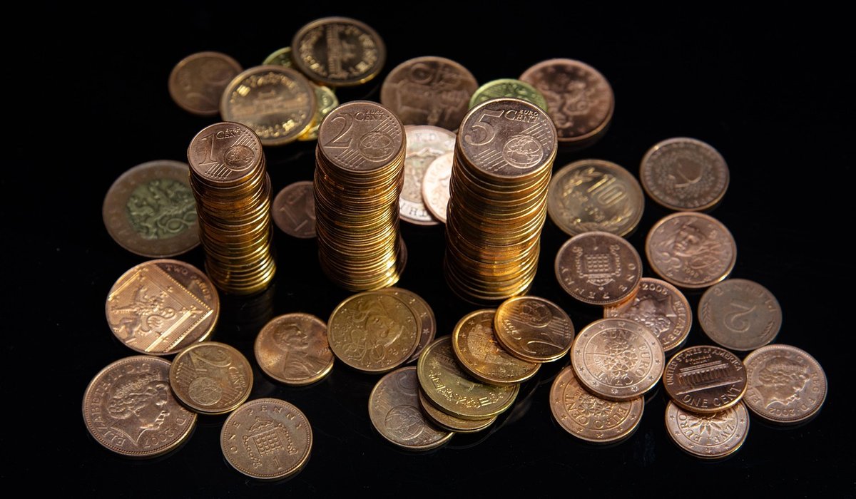 Understanding British decimal coin designs and their history